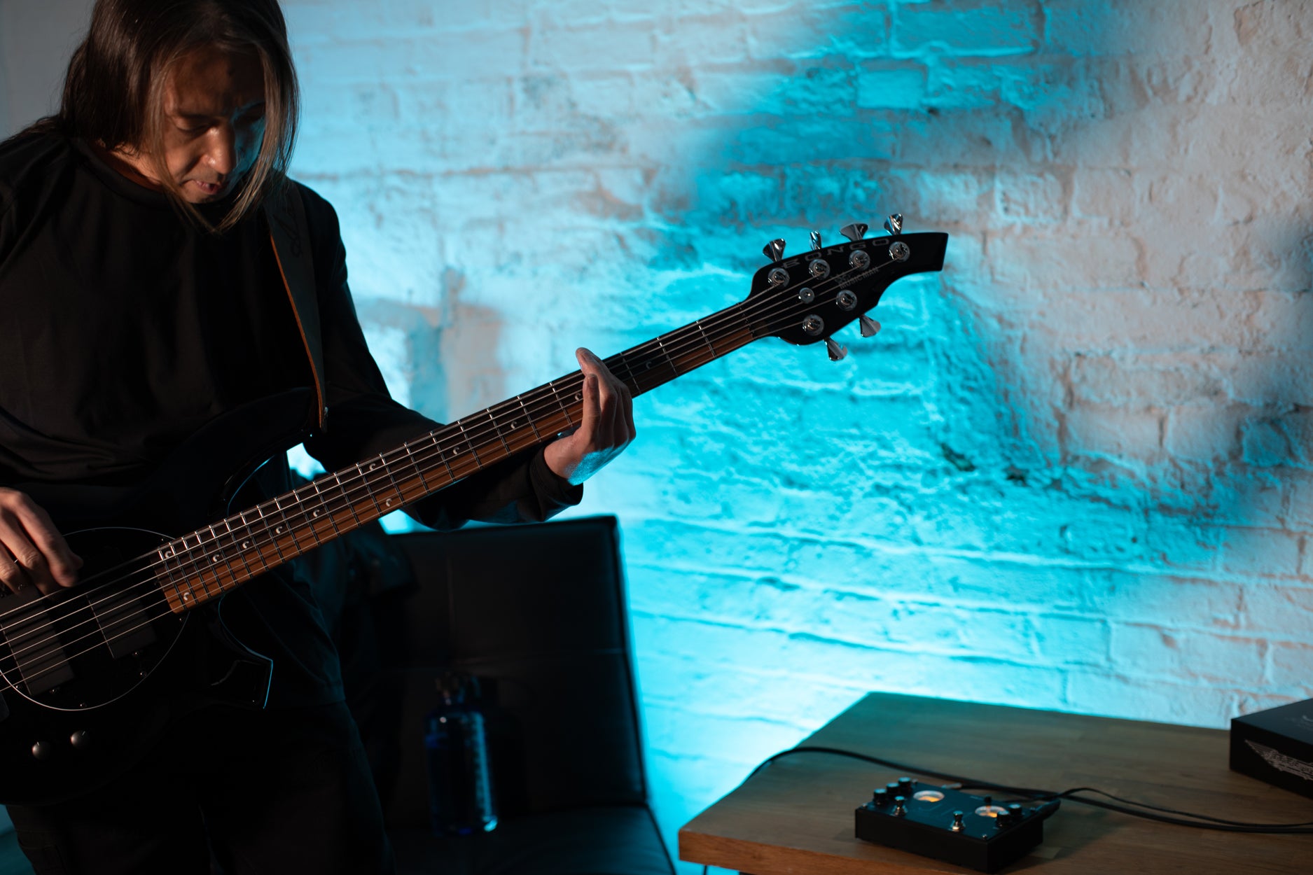 John Myung visits HQ