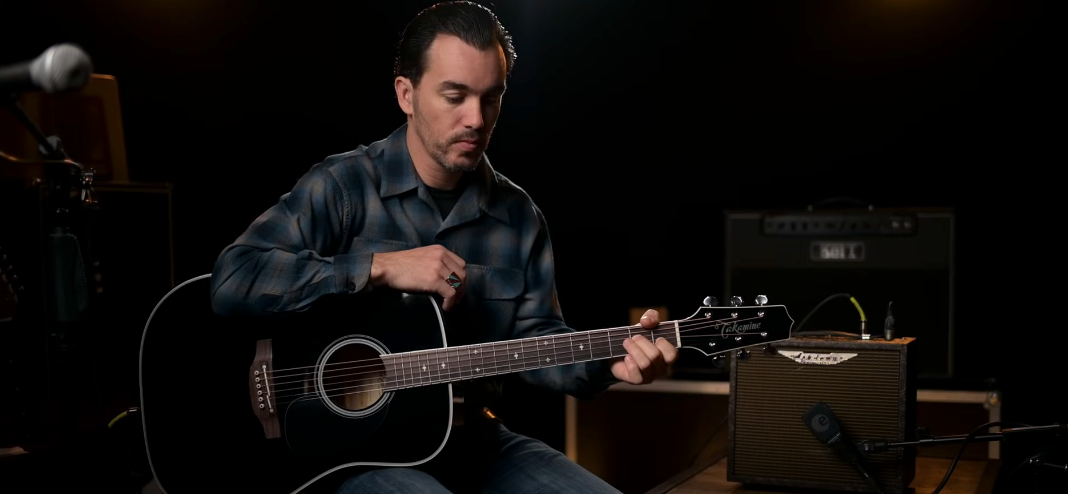 TONE FACTORY REVIEW: Ashdown Acoustic Woodsman Parlour