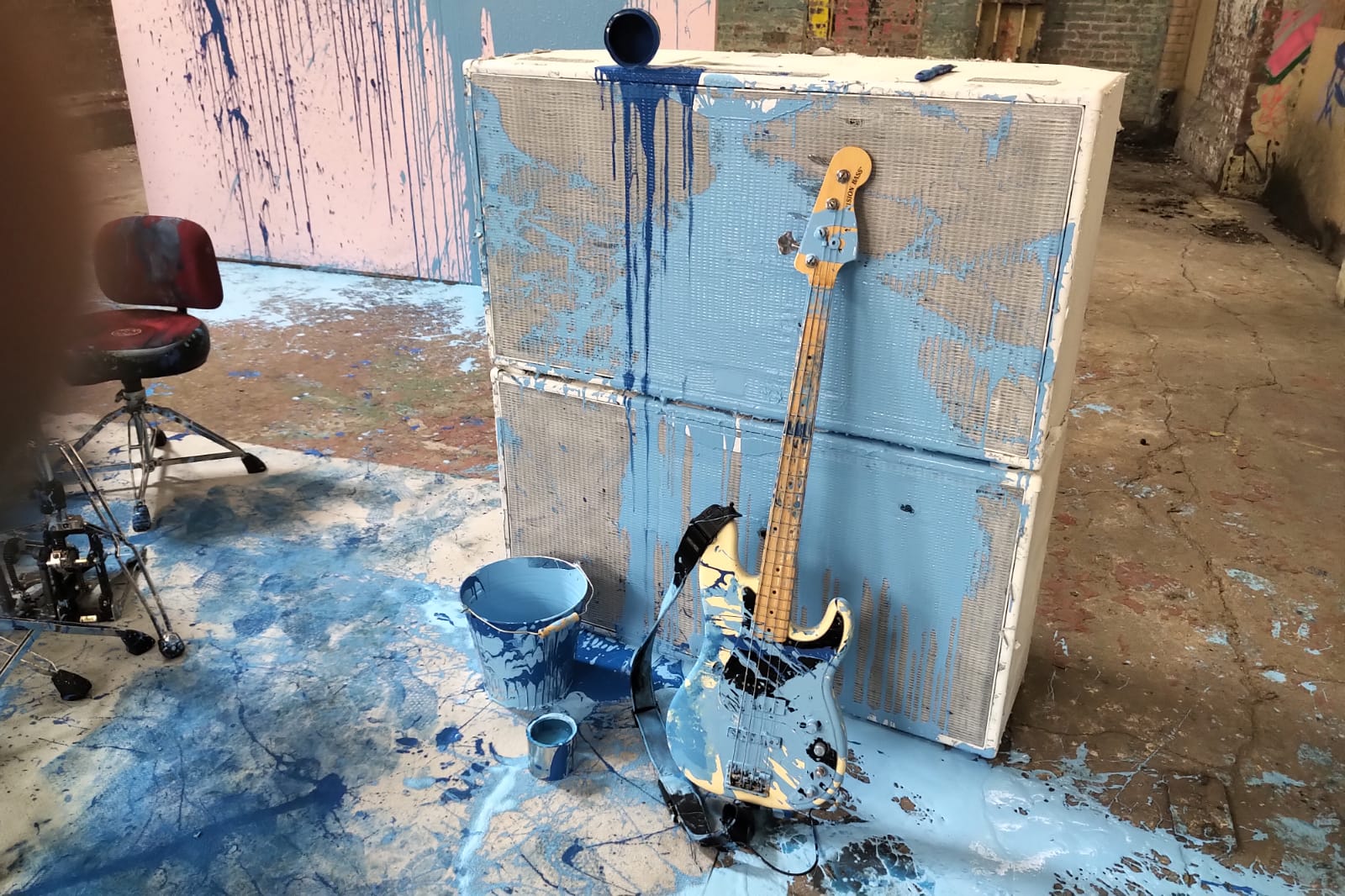 A 'HUNGER IN YOUR HAUNT’ AND ‘ UNKNOWN MALE 01’ VIDEO