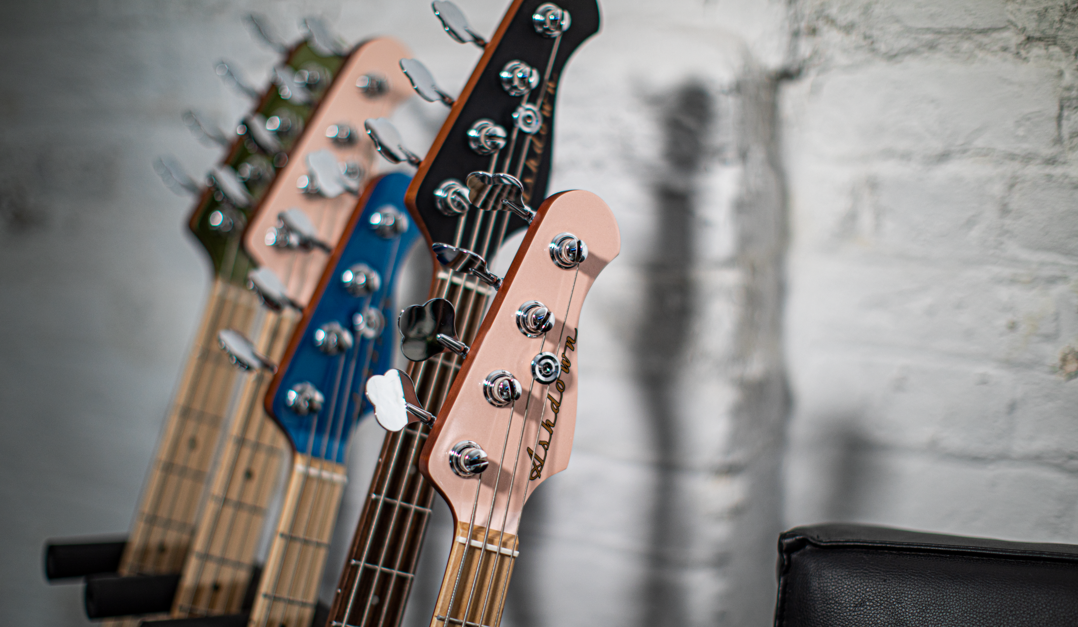 BASSES 24