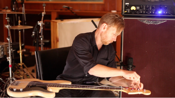 Nate Mendel takes you through the NM2 signature pedal by Ashdown