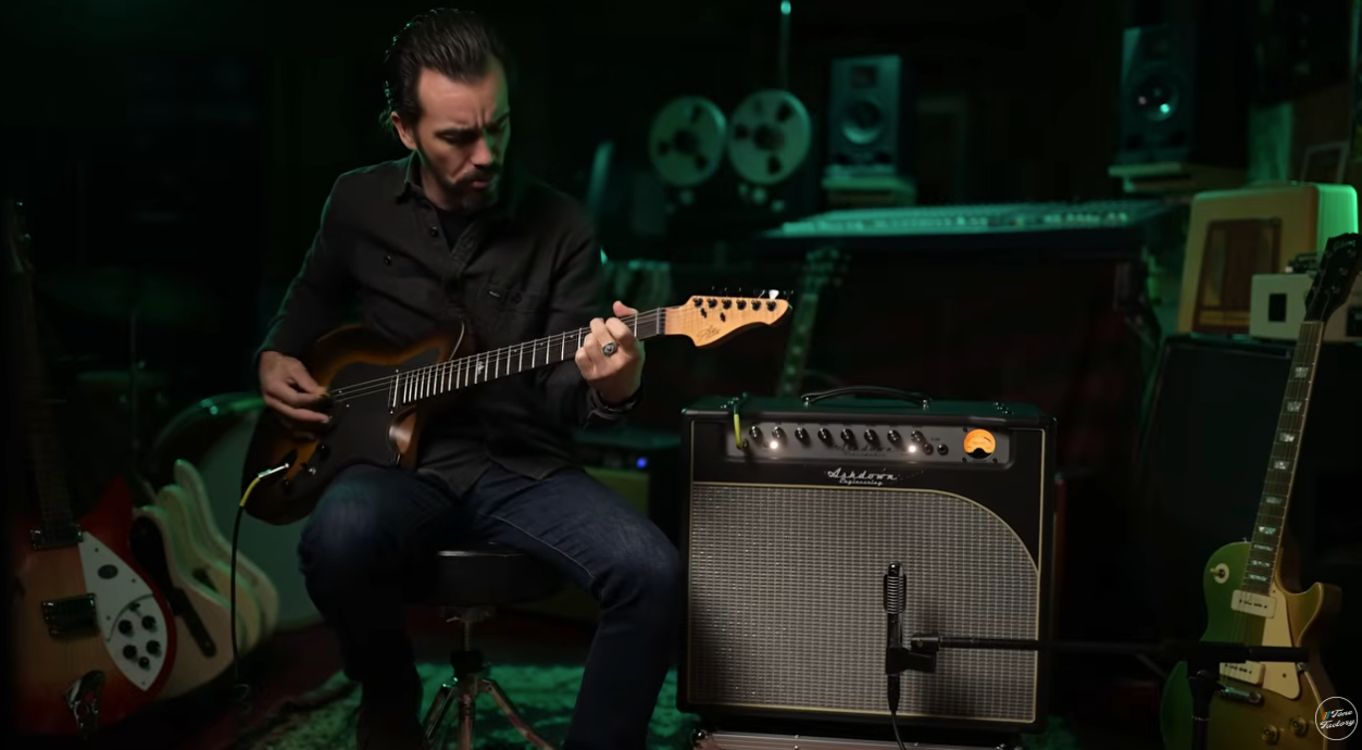 An Amp That Makes Your Want to Play: Ashdown Peacemaker Overview ...