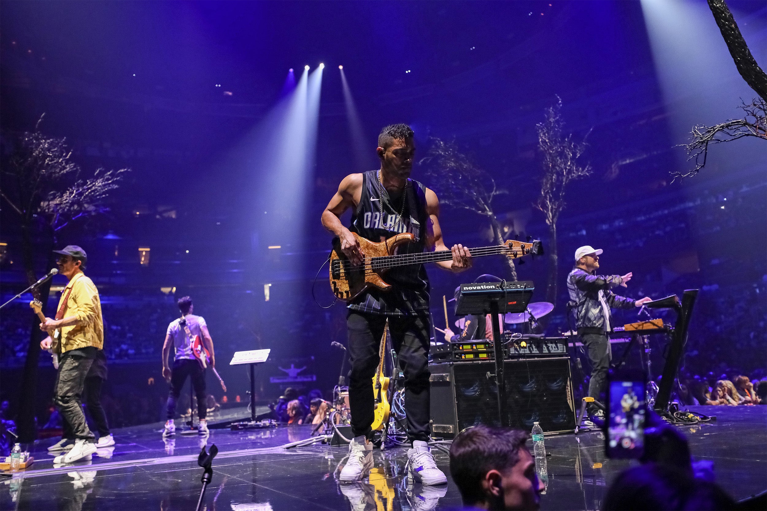 Carlos Enamorado supporting Justin Timberlake