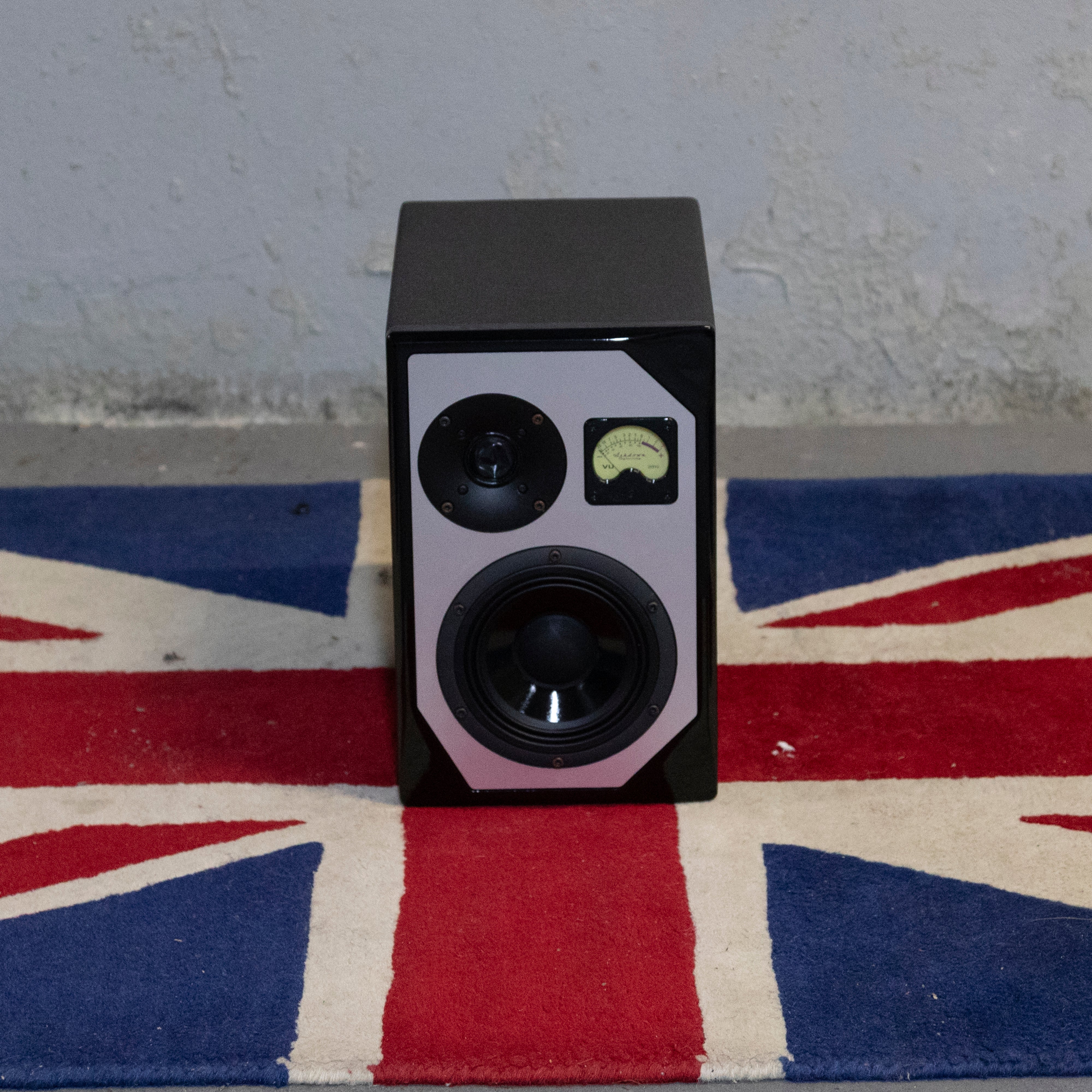 B-STOCK: Ashdown Monitors3