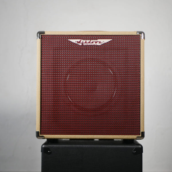 B-STOCK: Tweed Studio-8