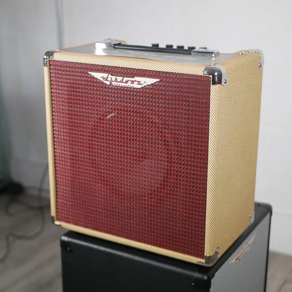 B-STOCK: Tweed Studio-8